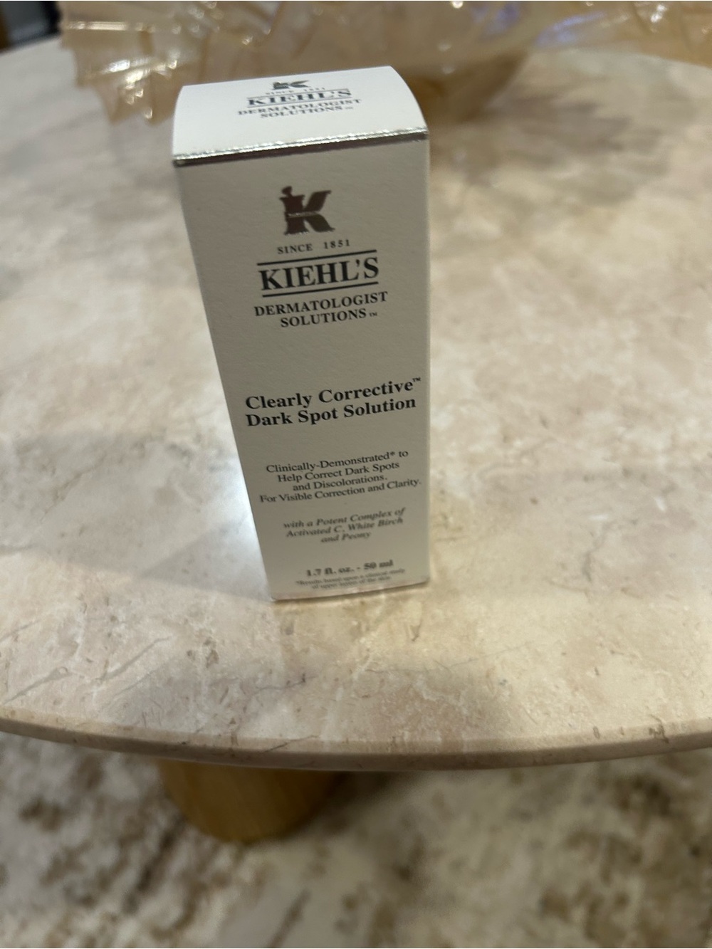 Kiehl's Clearly Corrective Dark Spot Solution -
Brand new, never used